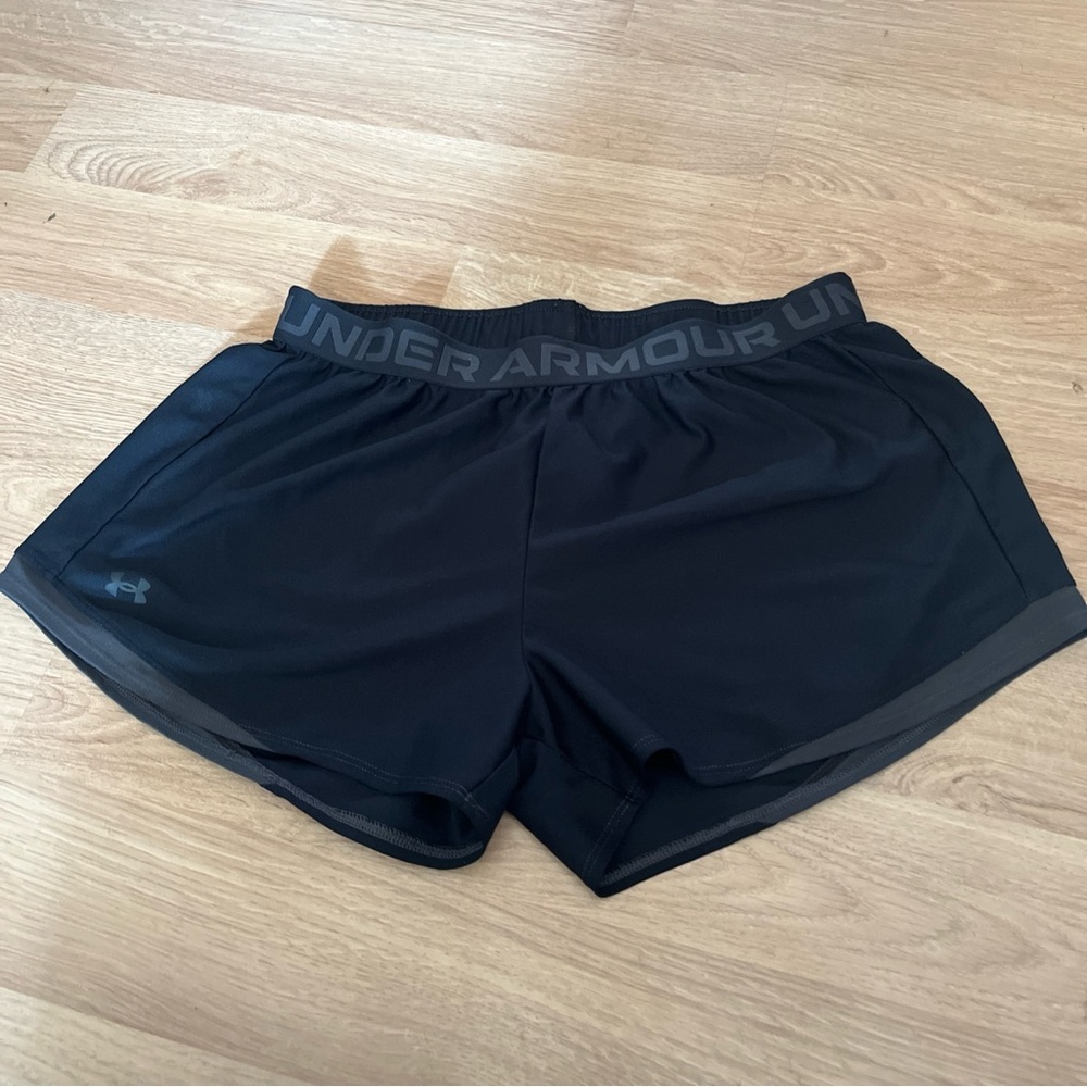 Under Armour Black Athletic Shorts Lightweight Moisture-Wicking